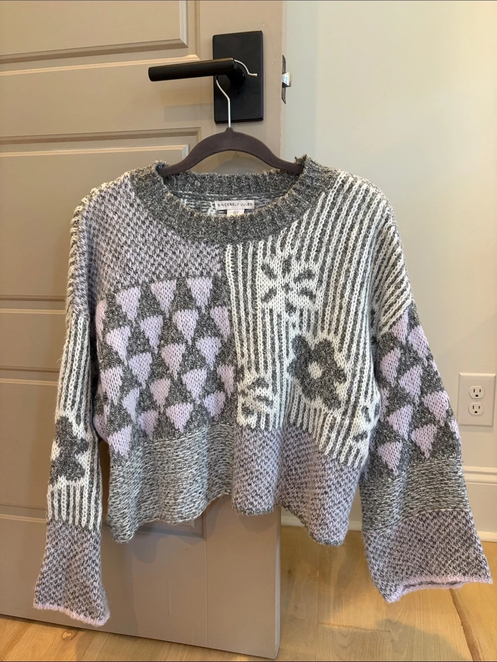 Cropped Bell Sleeve Patchwork Knit Sweater - Lavender & Gray